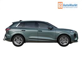 Audi Q3 NEU TFSI quattro Tech+AHK+LEDPlus+ACC+Kamera+Alu18+Volllack 