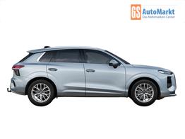 Audi Q3 NEU TFSI quattro Tech+AHK+LEDPlus+ACC+Kamera+Alu18+Volllack 