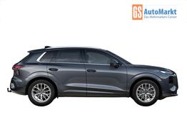 Audi Q3 NEU TFSI quattro Tech+AHK+LEDPlus+ACC+Kamera+Alu18+Volllack 