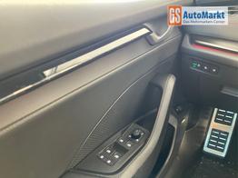 Skoda Octavia Combi RS 265PS DSG HUD+Pano+360&deg;+DCC+AHK+CANTON+Matrix+Alu19+eHeck+GV4 