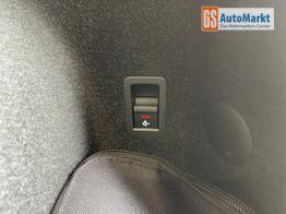 Audi Q3 Sportback NEU TFSI quattro Tech+AHK+LEDPlus+ACC+Kamera+Alu18+Volllack 