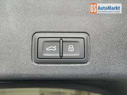 Audi Q3 Sportback NEU TFSI quattro Tech+AHK+LEDPlus+ACC+Kamera+Alu18+Volllack 