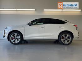 Audi Q3 Sportback NEU TFSI quattro S line TechPro+Matrix+AHK+Alu19+KlimaPlus+ExtSchwarz+DCC 