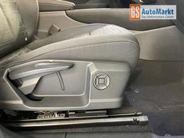 Audi Q3 NEU TFSI quattro Tech+AHK+LEDPlus+ACC+Kamera+Alu18+Volllack 