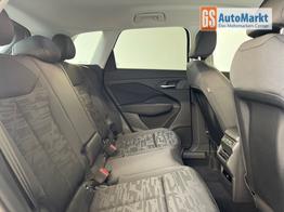 Audi Q3 NEU TFSI quattro Tech+AHK+LEDPlus+ACC+Kamera+Alu18+Volllack 