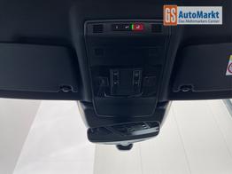 Volkswagen T-Cross R-Line 150PS DSG GV5+Navi+IQ.Light+AHK+Black+Cam+Keyless+Side+Climatronic 