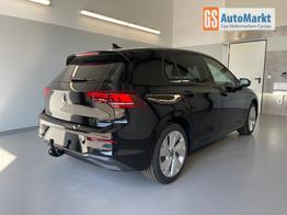 Volkswagen Golf LIFE 150PS AHK+Kessy+ALU17+Kamera+SHZ+Parklenk+Alarm 