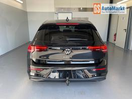 Volkswagen Golf LIFE 150PS AHK+Kessy+ALU17+Kamera+SHZ+Parklenk+Alarm 