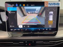 Volkswagen Golf LIFE 150PS AHK+Kessy+ALU17+Kamera+SHZ+Parklenk+Alarm 