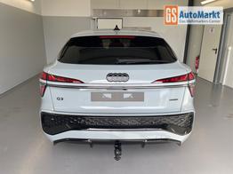 Audi Q3 Sportback NEU TFSI quattro S line TechPro+Matrix+AHK+Alu19+KlimaPlus+ExtSchwarz+DCC 