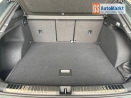 Audi Q3 Sportback NEU TFSI quattro S line TechPro+Matrix+AHK+Alu19+KlimaPlus+ExtSchwarz+DCC 