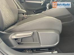 Volkswagen Golf Variant Life 115PS AHK+Kessy+Kamera+ACC+Sitzheizung+App-Connect+Alu17+Alarm 