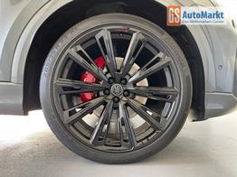 Audi Q8 50 TDI quattro S line+HUD+AHK+Raute+Alu23+OLED+Pano+Massage+Standheiz+Black+GV5 
