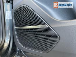 Audi Q8 50 TDI quattro S line+HUD+AHK+Raute+Alu23+OLED+Pano+Massage+Standheiz+Black+GV5 
