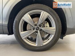 Audi Q3 NEU TFSI quattro S line Tech+AHK+Alu19+LEDplus+KlimaPlus+ExtSchwarz 
