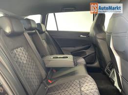 Volkswagen Golf Variant R-Line 150PS TDI DSG AHK+IQ-Light+Navi+Black Style+360&deg;+Alu18+Kessy 