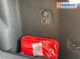 Volkswagen Golf Variant R-Line 150PS TDI DSG AHK+IQ-Light+Navi+Black Style+360&deg;+Alu18+Kessy 