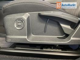 Audi Q3 Sportback NEU TFSI quattro S line Tech+AHK+Alu19+LEDplus+KlimaPlus+ExtSchwarz 