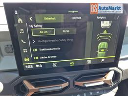 Dacia Duster Extreme Hybrid 140PS Automatik 1.6 SCE Sitzheizung Klimaautomatik 4x Kamera elektr.Parkbremse Teil-Leder Bluetooth Apple Carplay Android Auto PDC v+h 2xKeyless 17-LM 