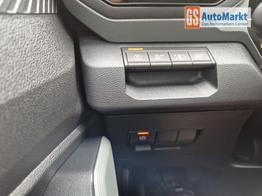 Dacia Duster Extreme 4x4 130PS 1.2 TCe 4x Kamera Lenkradheizung Sitzheizung Klimaautomatik Teil-Leder elektr.Parkbremse Bluetooth Apple Carplay Android Auto PDC v+h 2xKeyless 18-LM Ganzj.Reifen 
