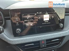Skoda Kamiq 1.0 TSI 115PS DSG Selection Matrix-LED Sitzheizung Garantieverl&auml;ngerung Klimaautomatik Parksensoren Skoda-Radio drahtlos Apple CarPlay + Android Auto Digital Cockpit Tempomat abg.Scheiben 