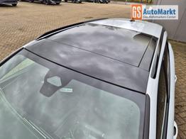 Peugeot 308 SW GT Exclusive 1.2 Hybrid 145PS Automatik Matrix-LED elektr. PanoDach Heckklappe Sitzheizung Lenkradheizung Navi 10" HD-Touchscreen wireless Apple CarPlay + Android Auto FOCAL-System 2x Keyless ACC 4x Kamera PDC v+h 18"LM 