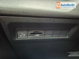 Peugeot 308 SW GT Exclusive 1.2 Hybrid 145PS Automatik Matrix-LED elektr. PanoDach Heckklappe Sitzheizung Lenkradheizung Navi 10" HD-Touchscreen wireless Apple CarPlay + Android Auto FOCAL-System 2x Keyless ACC 4x Kamera PDC v+h 18"LM 