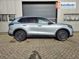 Volkswagen Tiguan Life 1,5 l eHybrid OPF 204PS DSG Design Paket "Dark" LED-Plus-Scheinw. elektr. Heckklappe Sitzheizung v+h Lenkradheizung Frontscheibe beheizb. R&uuml;ckf.Kamera Klimaautomatik VW-Radio Bluetooth wireless Apple CarPlay + Android Auto PDC ACC 2xKeyl 