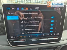 Volkswagen Tiguan Life 1,5 l eHybrid OPF 204PS DSG Design Paket "Dark" LED-Plus-Scheinw. elektr. Heckklappe Sitzheizung v+h Lenkradheizung Frontscheibe beheizb. R&uuml;ckf.Kamera Klimaautomatik VW-Radio Bluetooth wireless Apple CarPlay + Android Auto PDC ACC 2xKeyl 