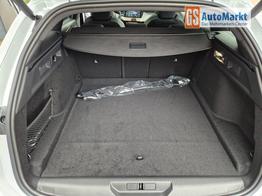 Peugeot 308 SW GT Exclusive 1.2 Hybrid 145PS Automatik Matrix-LED elektr. PanoDach Heckklappe Sitzheizung Lenkradheizung Navi 10" HD-Touchscreen wireless Apple CarPlay + Android Auto FOCAL-System 2x Keyless ACC 4x Kamera PDC v+h 18"LM 