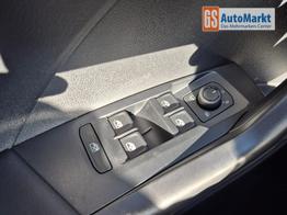 Volkswagen T-Cross 1.0 TSI 116PS DSG Life LED-Matrix-Scheinwerfer ACC Klimaautomatik Sitzheizung PDC v+h 17-LM abged.Scheiben 2xKeyless DAB+ Bluetooth Touchscreen Apple CarPlay Android Auto 