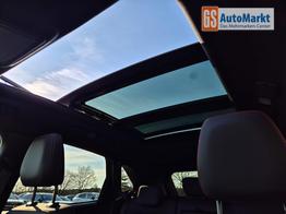 Ford Kuga ST-Line X 243PS PHEV Automatik Black Package Matrix-LED schwenkb. AHK elektr. PanoDach Sitzheizung v+h Lenkradheizung Frontscheibe beheizb. Navi SYNC4 Apple CarPlay Android Auto Touchscreen PDC 4xKamera 2xKeyless B+O Sound 20"LM vollelektr. Reic 