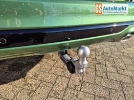 Ford Kuga ST-Line X 243PS PHEV Automatik Black Package Matrix-LED schwenkb. AHK elektr. PanoDach Sitzheizung v+h Lenkradheizung Frontscheibe beheizb. Navi SYNC4 Apple CarPlay Android Auto Touchscreen PDC 4xKamera 2xKeyless B+O Sound 20"LM vollelektr. Reic 