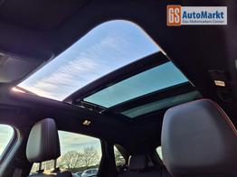 Ford Kuga ST-Line X 243PS PHEV Automatik Matrix-LED schwenkb. AHK elektr. PanoDach Sitzheizung v+h Lenkradheizung Frontscheibe beheizb. Navi SYNC4 Apple CarPlay Android Auto Touchscreen PDC 4xKamera 2xKeyless B+O Sound 19"LM vollelektr. Reichweite 65KM 