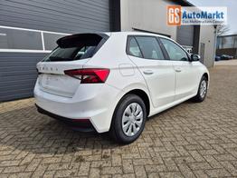Skoda Fabia 1.0 TSI 95PS Selection 5-t&uuml;rig R&uuml;ckf.Kamera Parksensoren Sitzheizung Multifunktionslenkrad Klima Skoda-Radio Bluetooth Touchscreen Tempomat Nebelsch. Apple CarPlay + Android Auto 
