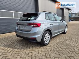 Skoda Fabia 1.0 TSI 95PS Selection 5-t&uuml;rig R&uuml;ckf.Kamera Parksensoren Sitzheizung Multifunktionslenkrad Klima Skoda-Radio Bluetooth Touchscreen Tempomat Nebelsch. Apple CarPlay + Android Auto 