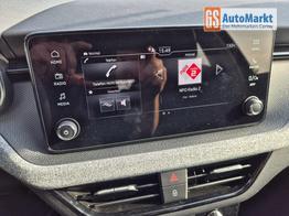 Skoda Kamiq 1.0 TSI 115PS DSG Selection AHK R&uuml;ckf.Kamera PDC v+h Sitzheizung Klimaautomatik Skoda-Radio Apple CarPlay + Android Auto Tempomat Garantieverl&auml;ngerung 16"LM 