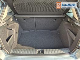 Skoda Kamiq 1.0 TSI 115PS DSG Selection AHK R&uuml;ckf.Kamera PDC v+h Sitzheizung Klimaautomatik Skoda-Radio Apple CarPlay + Android Auto Tempomat Garantieverl&auml;ngerung 16"LM 