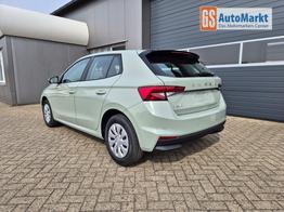 Skoda Fabia 1.0 TSI 95PS Selection 5-t&uuml;rig R&uuml;ckf.Kamera Parksensoren Sitzheizung Multifunktionslenkrad Klima Skoda-Radio Bluetooth Touchscreen Tempomat Nebelsch. Apple CarPlay + Android Auto 