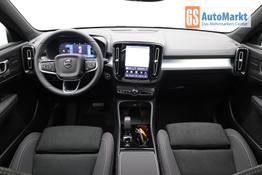 Volvo XC40 2.0 Black Edition Plus B4 Mild-Hybrid 197PS Automatik elektr. PanoDach R&uuml;ckf.Kamera PDC v+h ACC el.Heckklappe Harma/Kadon-Sound Klimaautomatik Sitzheizung Lenkradheizung Apple CarPlay Android Auto 20-LM 