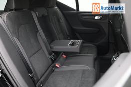 Volvo XC40 2.0 Black Edition Plus B4 Mild-Hybrid 197PS Automatik elektr. PanoDach R&uuml;ckf.Kamera PDC v+h ACC el.Heckklappe Harma/Kadon-Sound Klimaautomatik Sitzheizung Lenkradheizung Apple CarPlay Android Auto 20-LM 