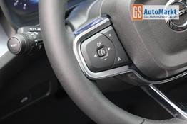 Volvo XC40 2.0 Black Edition Plus B4 Mild-Hybrid 197PS Automatik elektr. PanoDach R&uuml;ckf.Kamera PDC v+h ACC el.Heckklappe Harma/Kadon-Sound Klimaautomatik Sitzheizung Lenkradheizung Apple CarPlay Android Auto 20-LM 
