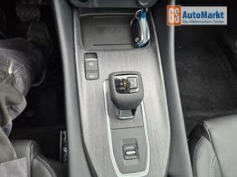 Nissan Qashqai 1.3 DIG-T MHEV 158 PS X-Tronic Tekna Voll-Leder Klimaautomatik PanoGlasdach Sitzheizung Lenkradheizung Navi Head-Up Display elektr. Heckklappe ACC PDC v+h 360&deg;Kamera DAB Bluetooth Touchscreen Apple CarPlay Android Auto 19"LM 