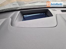 Nissan Qashqai 1.3 DIG-T MHEV 158 PS X-Tronic Tekna Voll-Leder Klimaautomatik PanoGlasdach Sitzheizung Lenkradheizung Navi Head-Up Display elektr. Heckklappe ACC PDC v+h 360&deg;Kamera DAB Bluetooth Touchscreen Apple CarPlay Android Auto 19"LM 