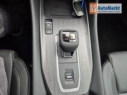 Nissan Qashqai 1.3 DIG-T MHEV 158 PS X-Tronic Tekna Voll-Leder Klimaautomatik PanoGlasdach Sitzheizung Lenkradheizung Navi Head-Up Display elektr. Heckklappe ACC PDC v+h 360&deg;Kamera DAB Bluetooth Touchscreen Apple CarPlay Android Auto 19"LM 