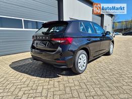 Skoda Fabia 1.0 TSI 95PS Selection 5-t&uuml;rig R&uuml;ckf.Kamera Parksensoren Sitzheizung Multifunktionslenkrad Klima Skoda-Radio Bluetooth Touchscreen Tempomat Nebelsch. Apple CarPlay + Android Auto 