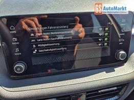Skoda Fabia 1.0 TSI 95PS Selection 5-t&uuml;rig R&uuml;ckf.Kamera Parksensoren Sitzheizung Multifunktionslenkrad Klima Skoda-Radio Bluetooth Touchscreen Tempomat Nebelsch. Apple CarPlay + Android Auto 