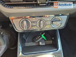 Skoda Fabia 1.0 TSI 95PS Selection 5-t&uuml;rig R&uuml;ckf.Kamera Parksensoren Sitzheizung Multifunktionslenkrad Klima Skoda-Radio Bluetooth Touchscreen Tempomat Nebelsch. Apple CarPlay + Android Auto 