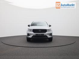 Volvo XC40 2.0 Black Edition Plus B4 Mild-Hybrid 197PS Automatik elektr. PanoDach R&uuml;ckf.Kamera PDC v+h ACC el.Heckklappe Harman/Kardon-Sound Klimaautomatik Sitzheizung Lenkradheizung Apple CarPlay Android Auto 20-LM 