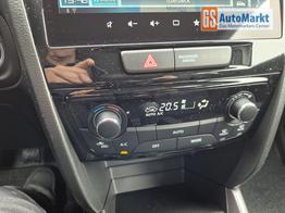Suzuki Vitara Comfort+ 110PS MHEV 4x4 ALLGRIP 1.4 Boosterjet Allrad Teilleder mit Alcantara Navi Klimaautomatik Sitzheizung ACC PDC v+h R&uuml;ckf.Kamera Suzuki-Radio Apple CarPlay Android Auto Touchscreen 2xKeyless 17-LM 